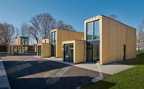 Modern Ausgebauter Ueberseecontainer Als Tiny House